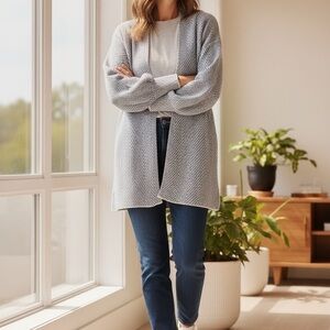 Cozy Blue and White Chevron Patterned Women's Sweater